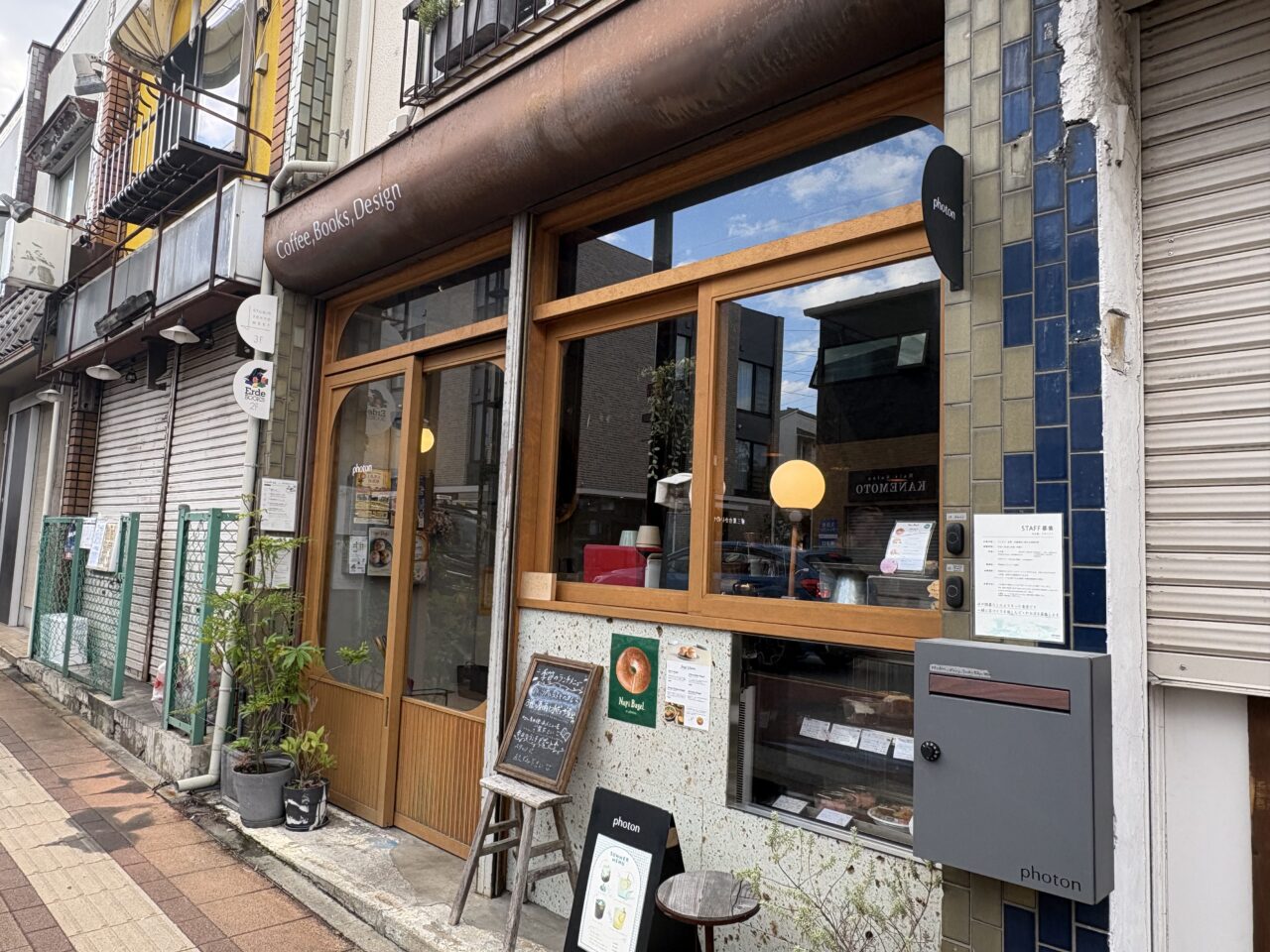 三鷹台駅からすぐのphoton（フォトン）外観